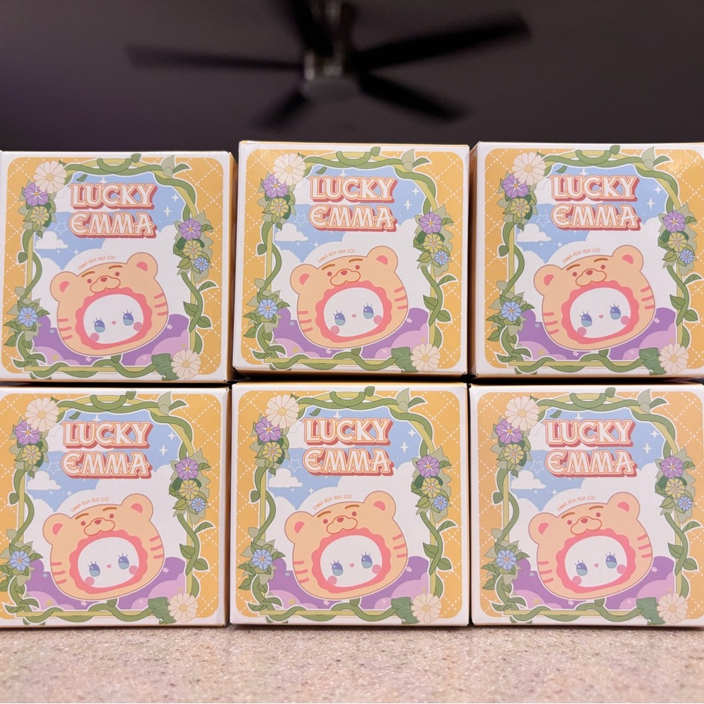 Lucky Emma Emma Rua Rua Zoo Collectible 6 Blind Boxes
